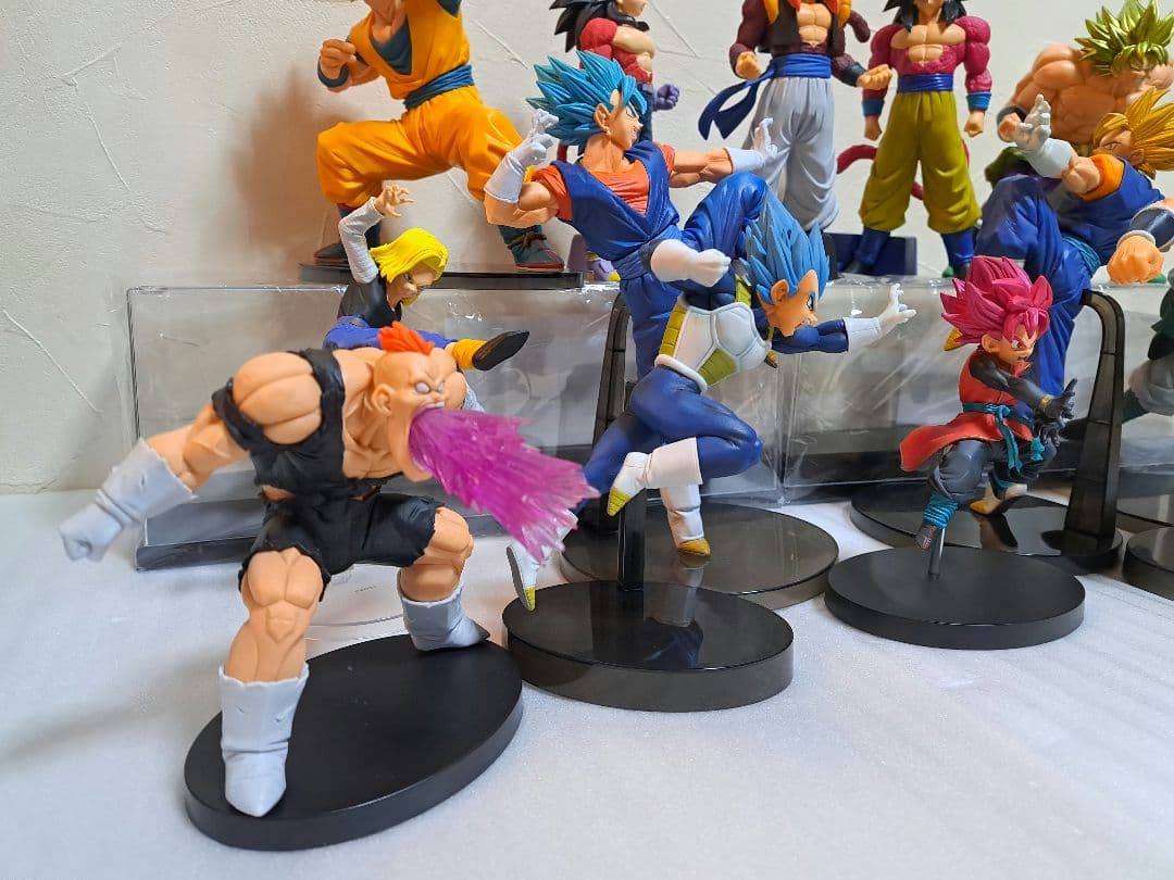 ドラゴンボール フィギュアまとめ売り 孫悟空 ベジータ ブロリー 13体セット