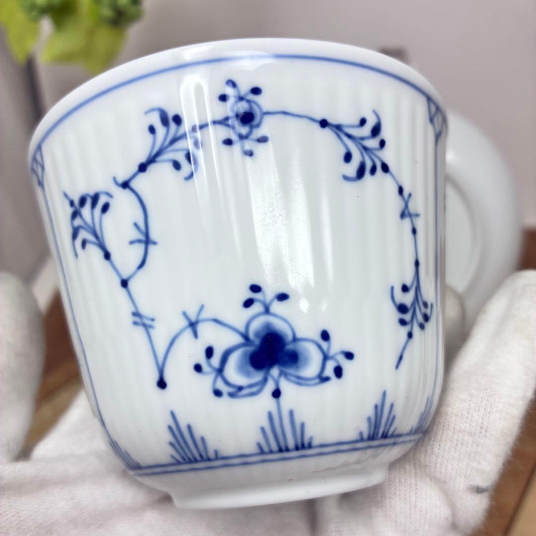 新品未使用　ロイヤルコペンハーゲン ブルーフルーテッド カップ&ソーサー　箱付き