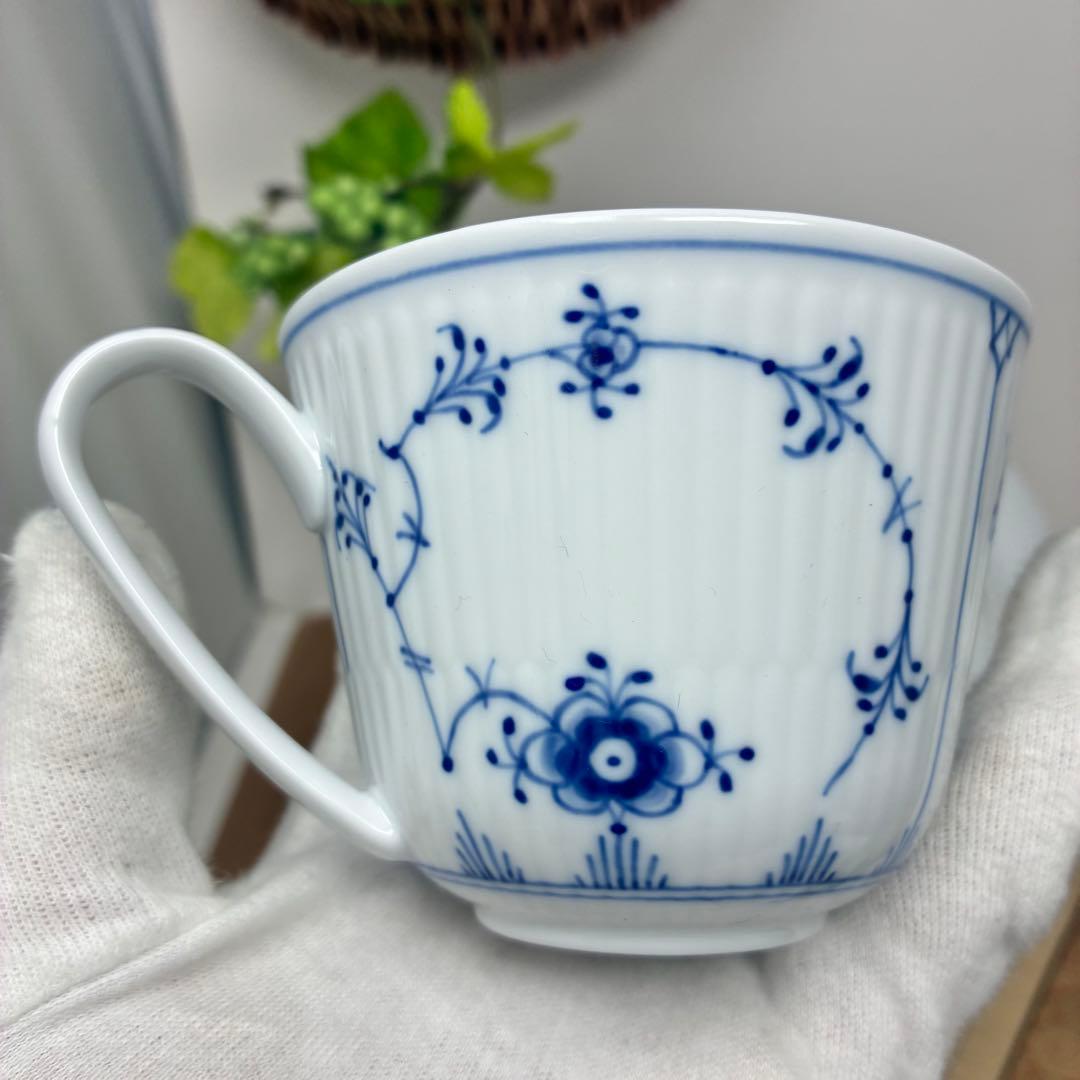 新品未使用　ロイヤルコペンハーゲン ブルーフルーテッド カップ&ソーサー　箱付き