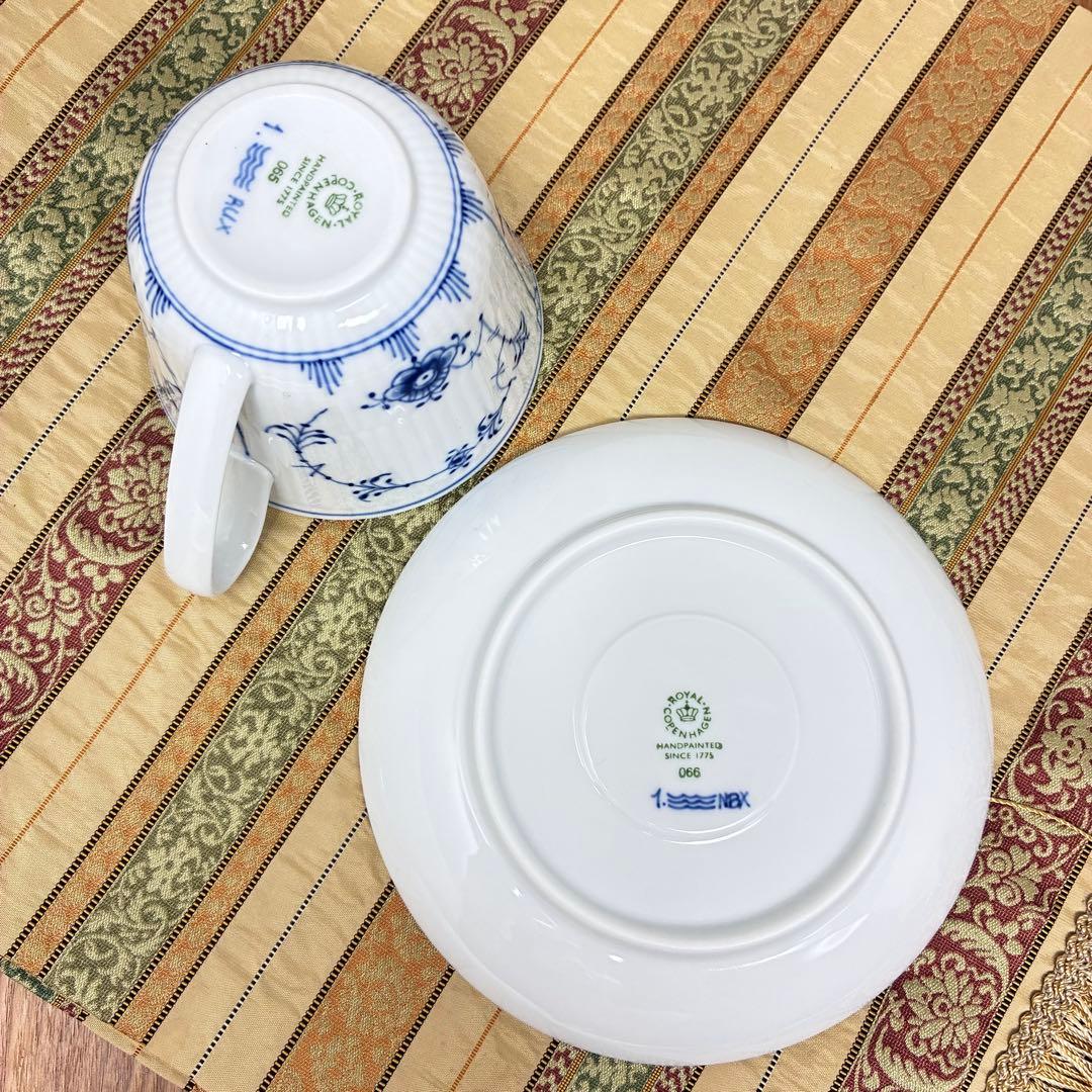 新品未使用　ロイヤルコペンハーゲン ブルーフルーテッド カップ&ソーサー　箱付き