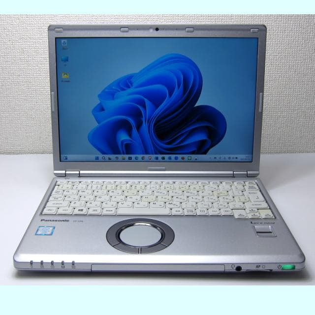 ボンボン★Win11★i5＋SSD256G＋8Gメモリ★人気のレッツノート