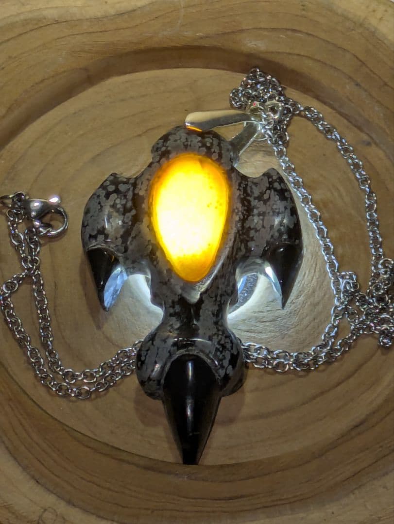 恐竜足型　ネックレス　ペンダント