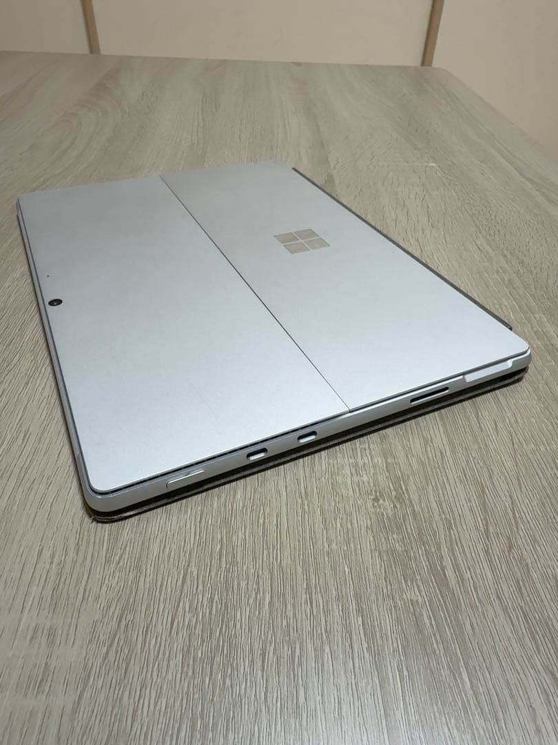 ふ*読様 Surface 1983 256GB Surface Pro 8