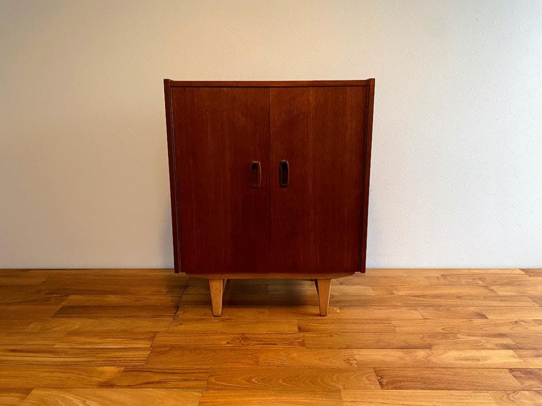 1960s ヴィンテージ イギリス チーク レコードキャビネット仕上済