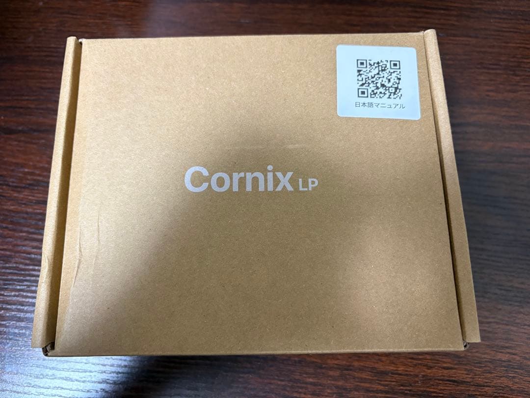 ミ*♪様 分割キーボード Cornix シルバー（静音スイッチ）