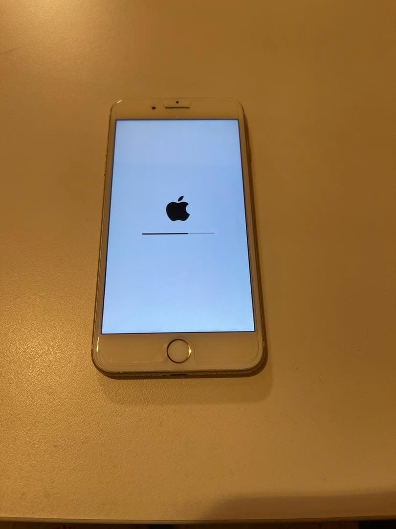 アキオさん専用 シャッター音なし iPhone7+ 128GB SIM フリー