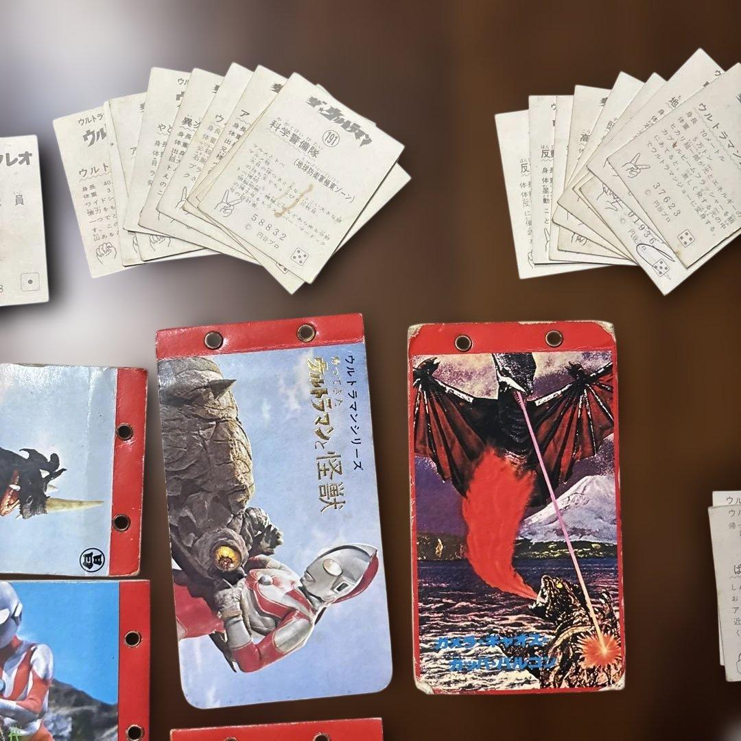仕*人様 d249 ウルトラマン 大怪獣　ミニカード約157枚　アルバム６冊