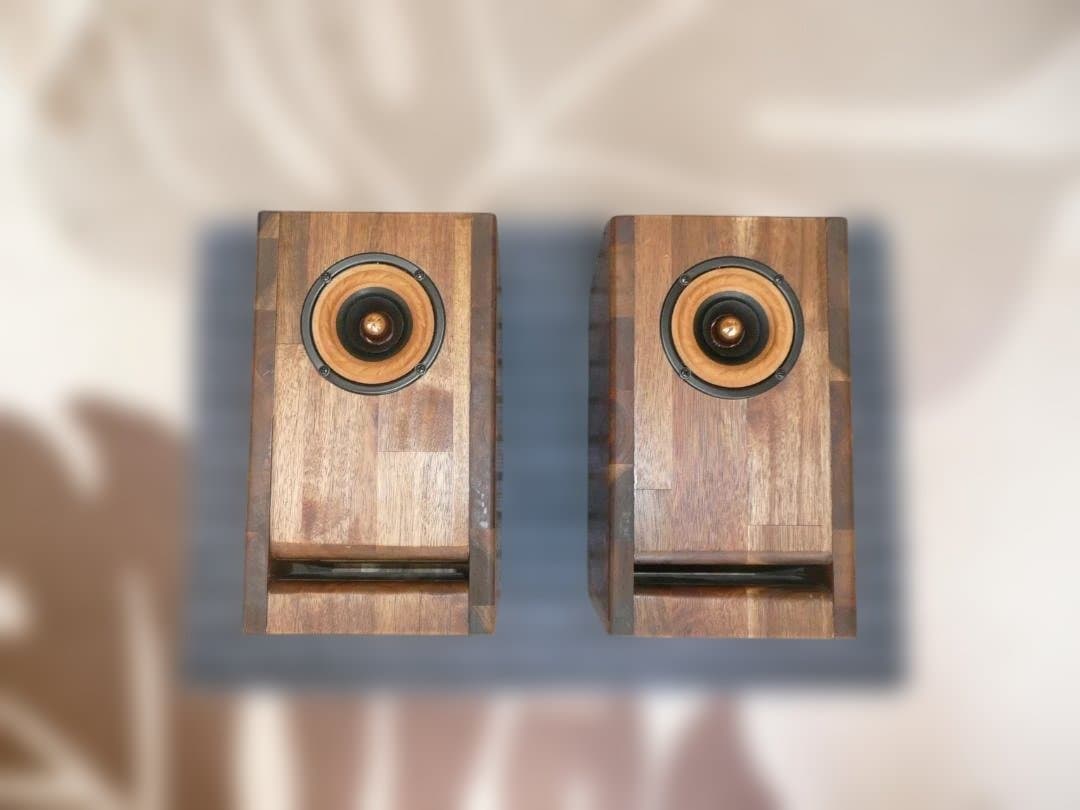 【アカシアがお似合いのユニット！！】 ★ エンクロージャー/８㎝ ユニット搭載