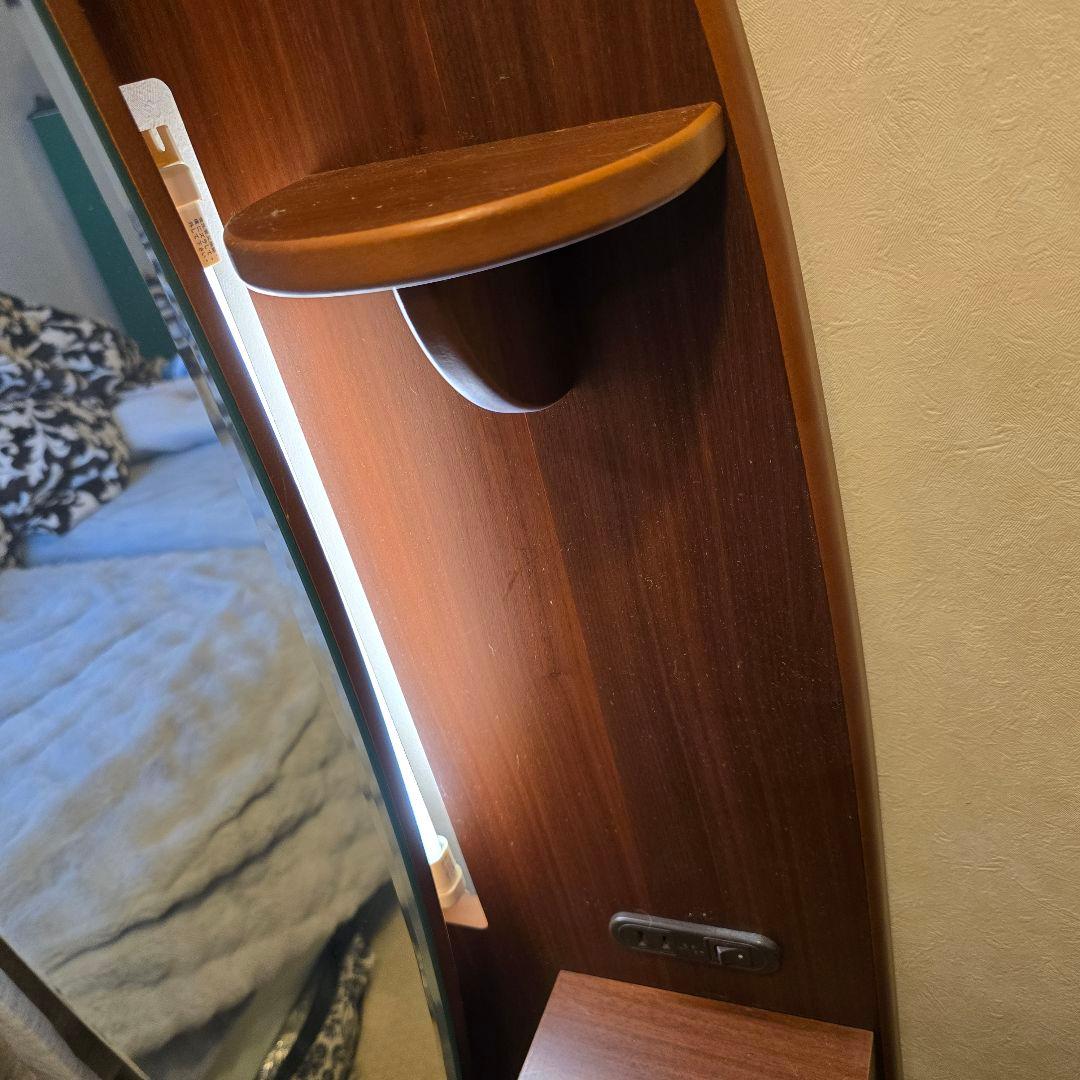 化粧台 サーフボード型 ライト付 収納 ミラー 全身鏡 寝室 メイ ドレッサー