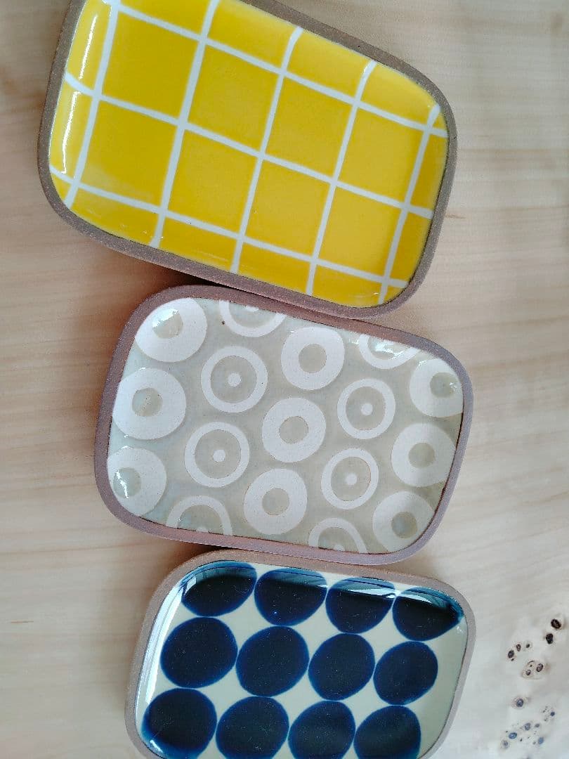 やちむん　一翠窯　陶器　沖縄 角皿小