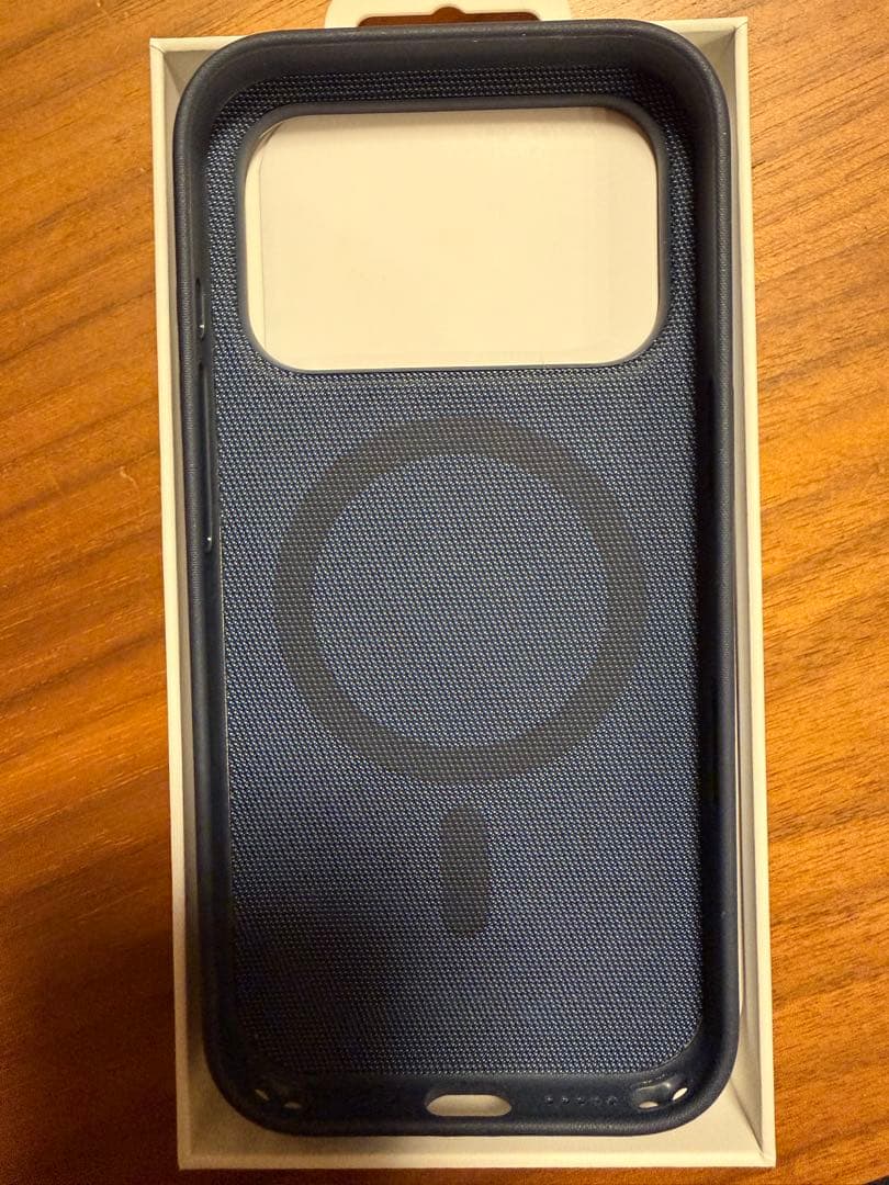 iPhone 17pro テックウーブンケース