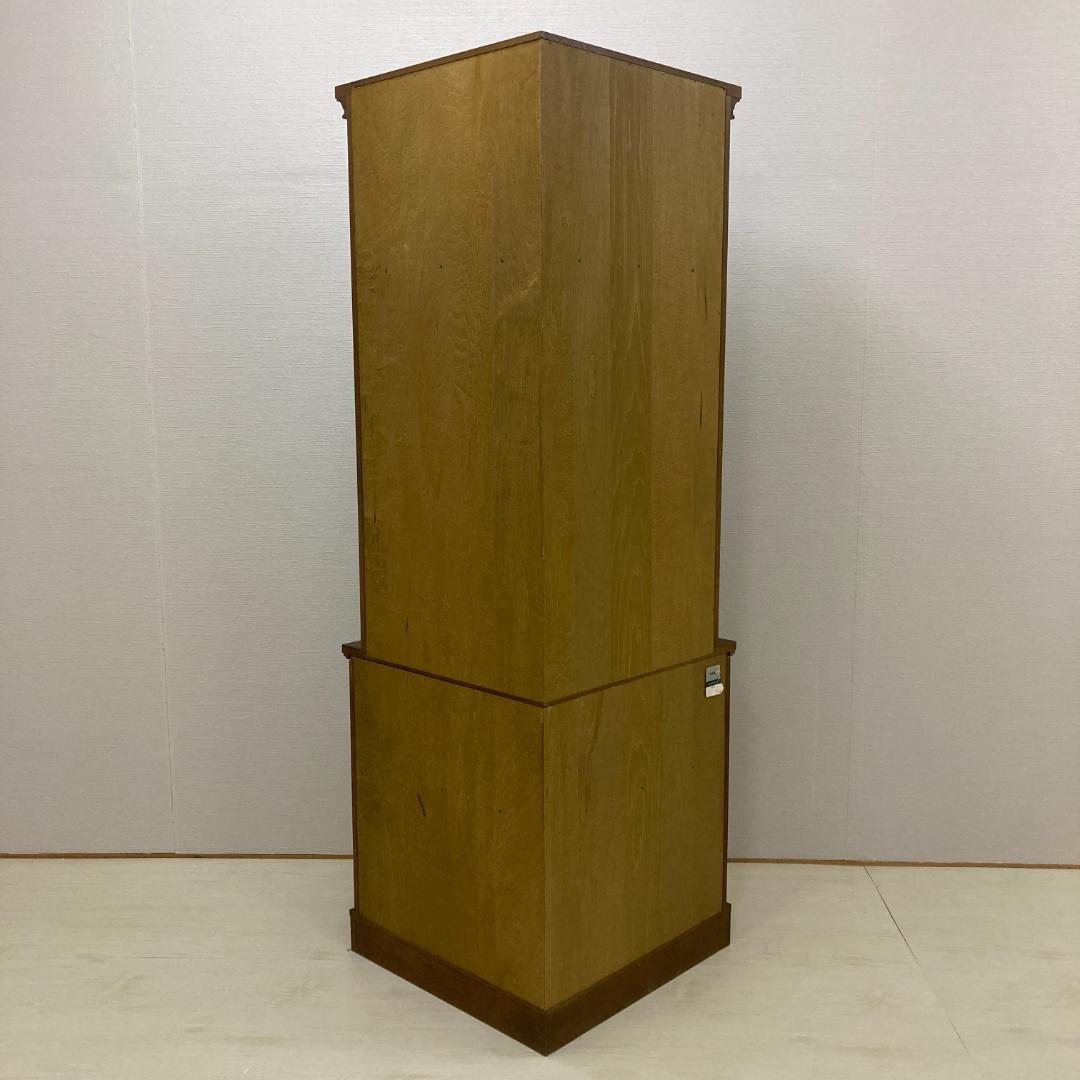 【オールドカリモク】コーナーキャビネット　飾り棚　コロニアル