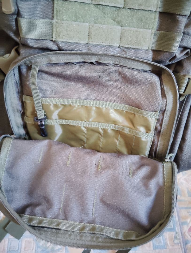 自衛隊実物 新品未使用タグ付きTY-3015L DX アサルトパック大 OD