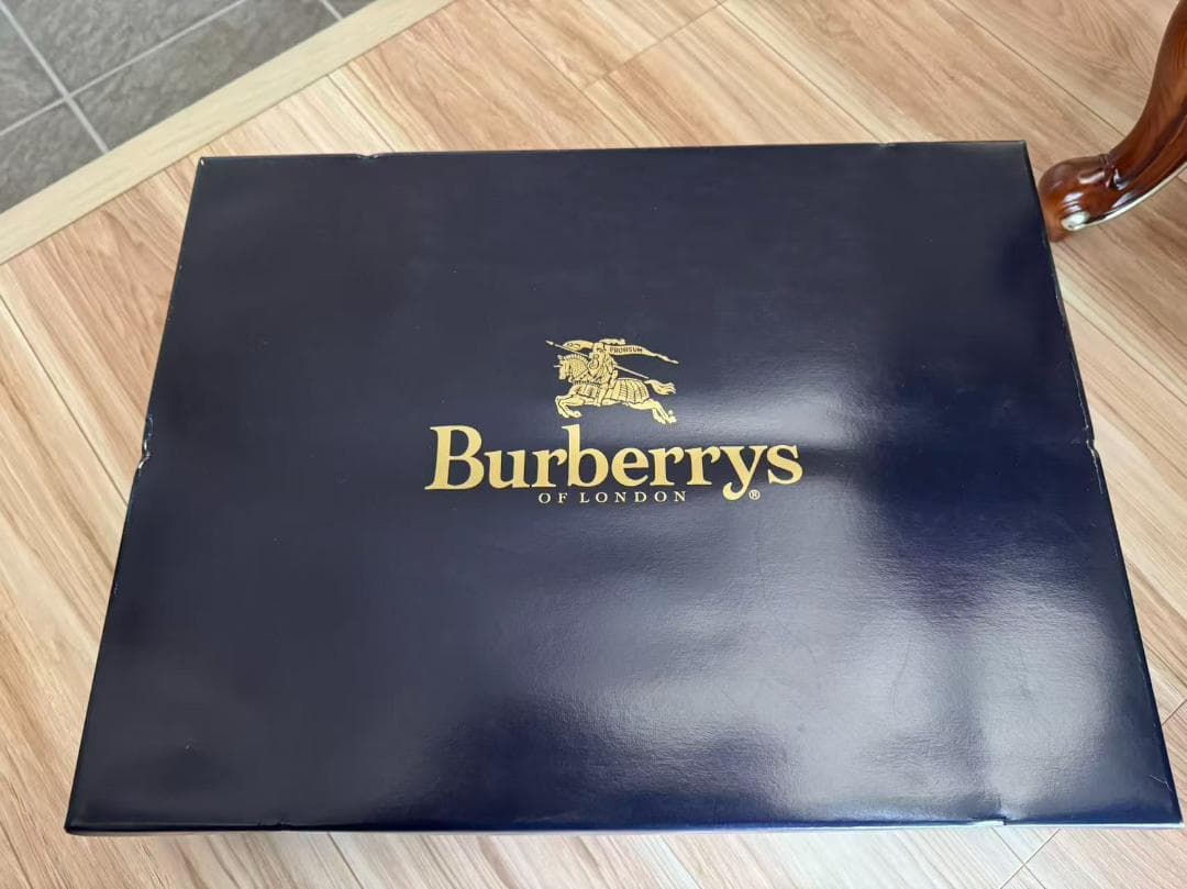 【バーバリーズ】ウール100%毛布　西川　カーキ