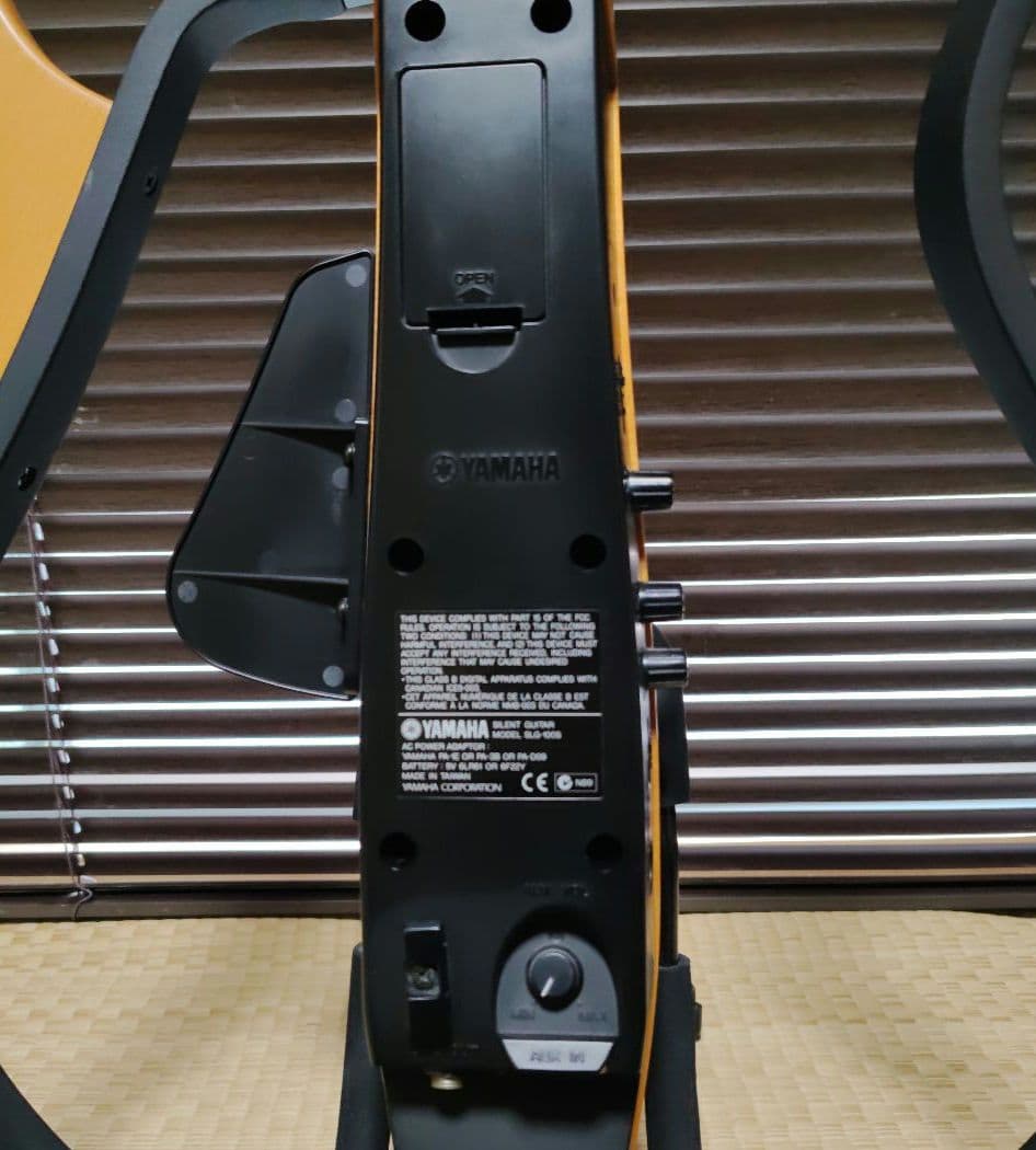 動作済 YAMAHA SLG-100S サイレントギター 純正ケース＆アダプタ
