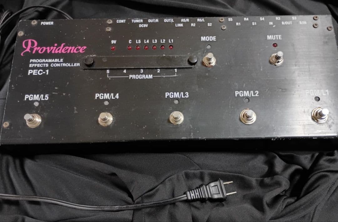 Providence PEC-1 プログラム可能エフェクトコントローラー