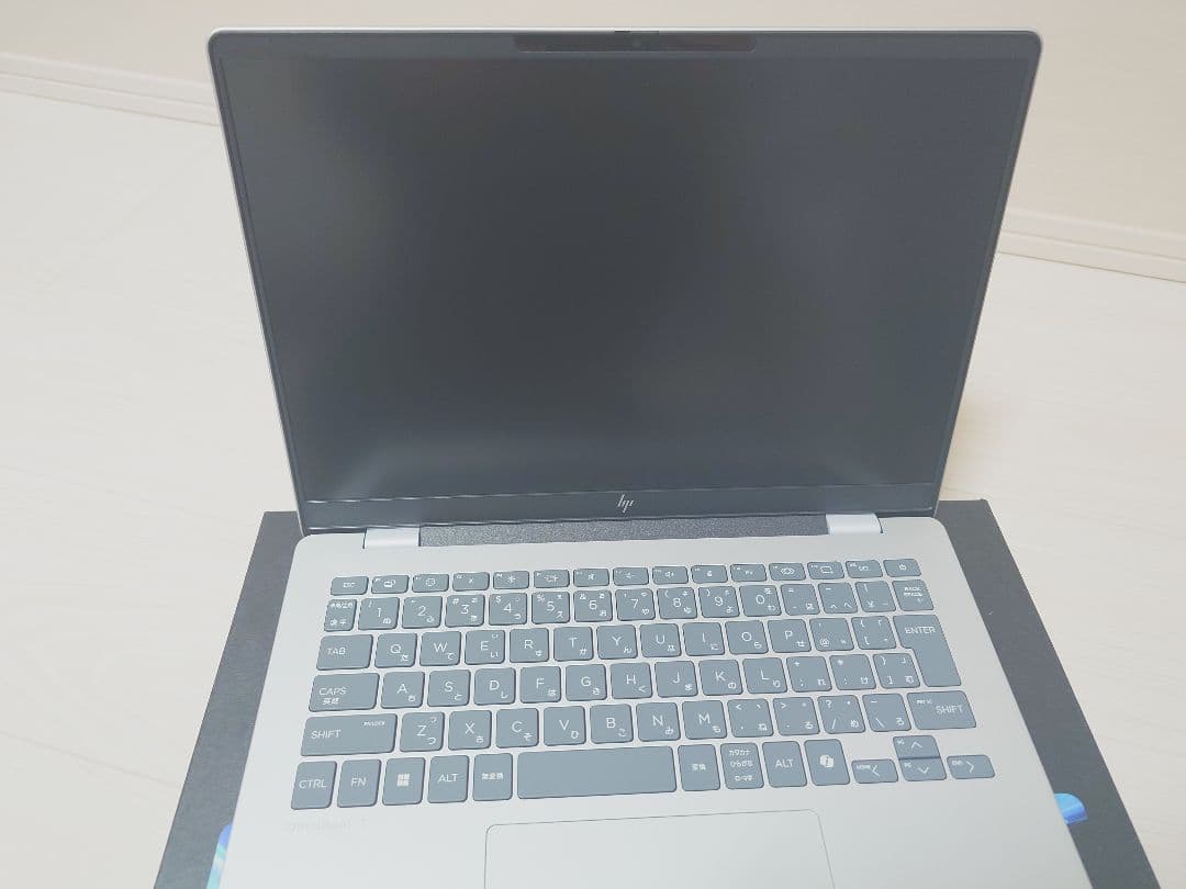 HP OmniBook 7 14 Ultra 7 255H/メモリ32GB