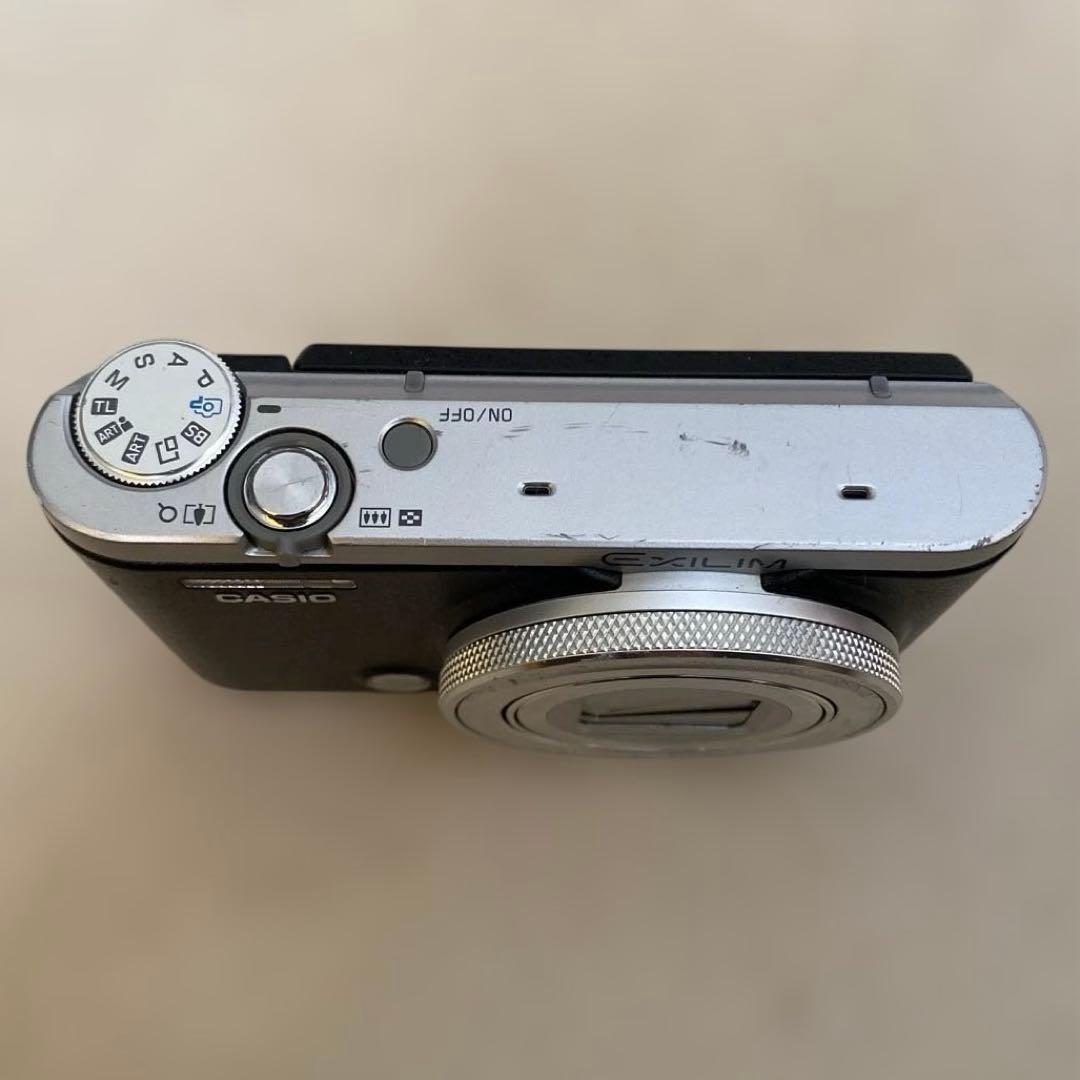 デジタルカメラ CASIO EXILIM EX-ZR4000