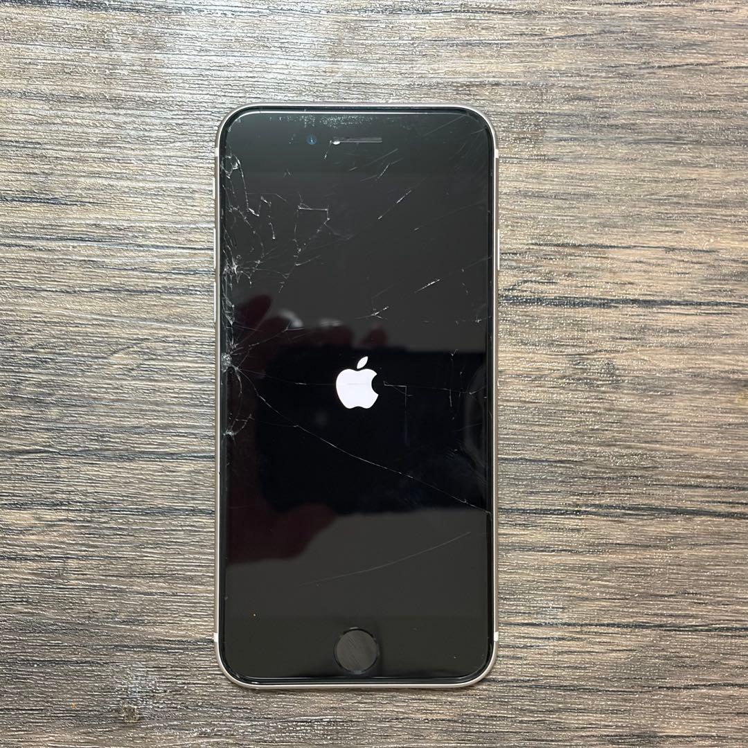 iPhone SE 第3世代　64GB