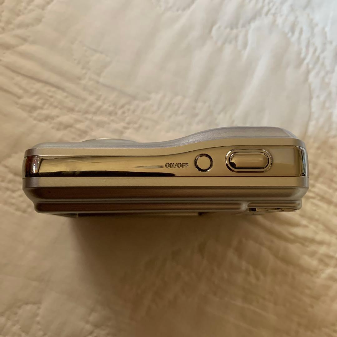 ☆富士フイルム finepix A170☆乾電池式2本