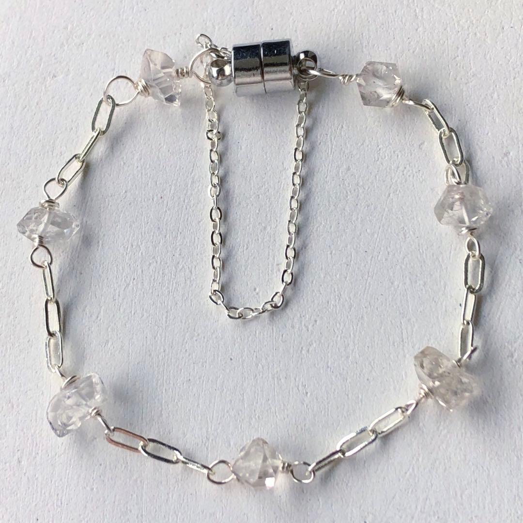 天然石☆大粒ニューヨーク産ハーキマーダイヤモンドの7連ロングピアスSilverF