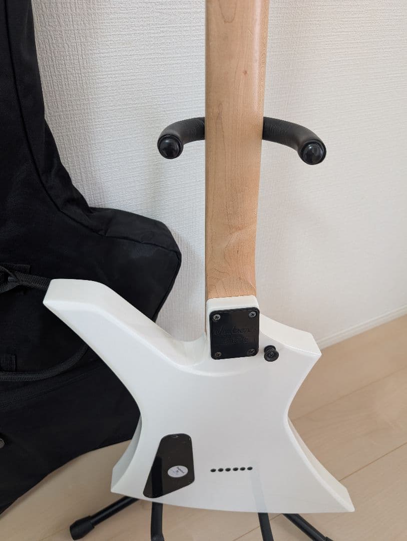 極美品　Jackson Warrior JS32T ジャクソン