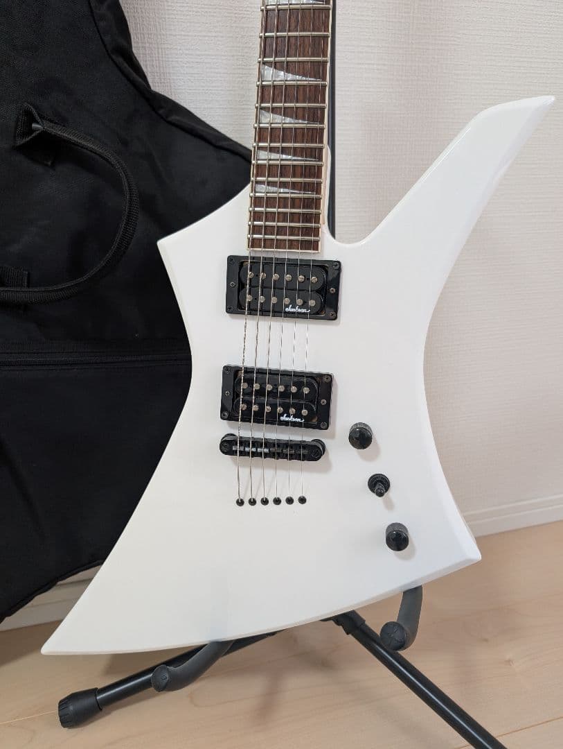 極美品　Jackson Warrior JS32T ジャクソン