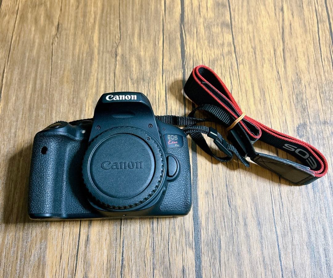 EOS Kiss X8i 一眼レフ＆SIGMA 18-250mm ズームレンズ