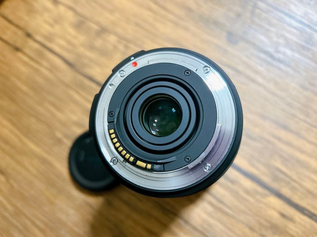 EOS Kiss X8i 一眼レフ＆SIGMA 18-250mm ズームレンズ