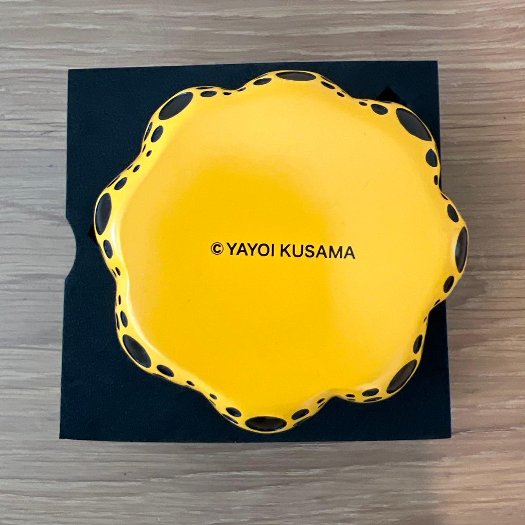 草間彌生 カボチャオブジェ・ペーパーウエイト黄色