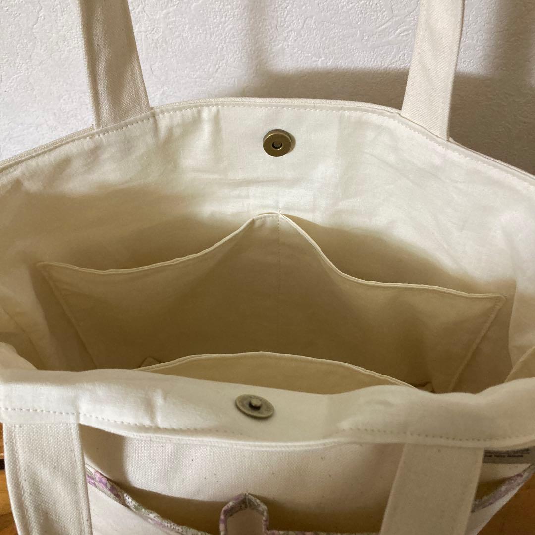 48 ■ポケットいっぱいトートバッグ■ 底板付き　帆布　生成り　ハンドメイド