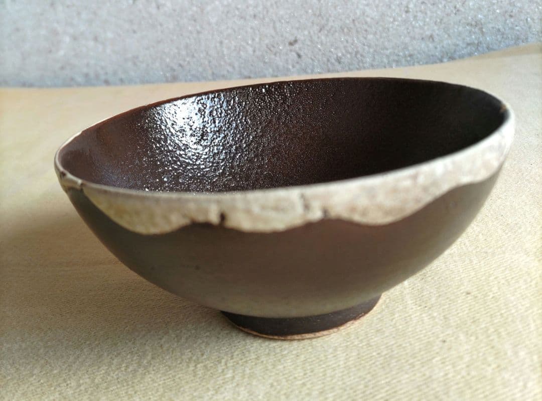 薩摩黒　鮫肌抹茶碗　D384