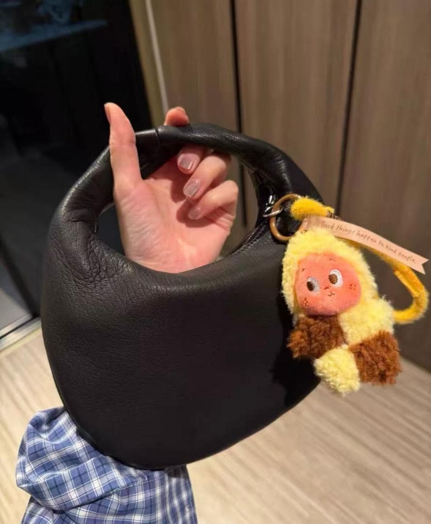 aeta ワンショルダーバッグ　黒 レザーハンドバッグ