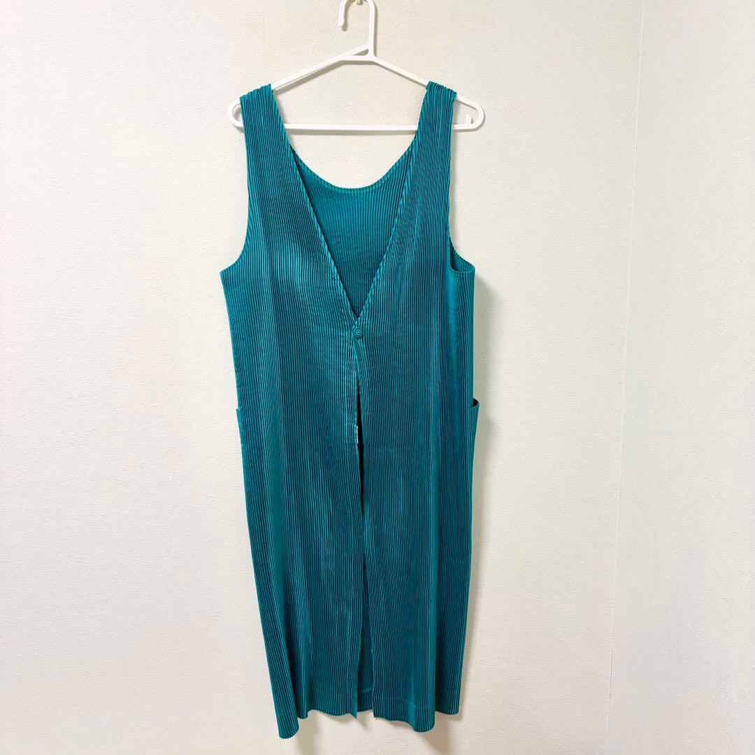 ISSEY MIYAKE イッセイ ミヤケ　プリーツ エプロン