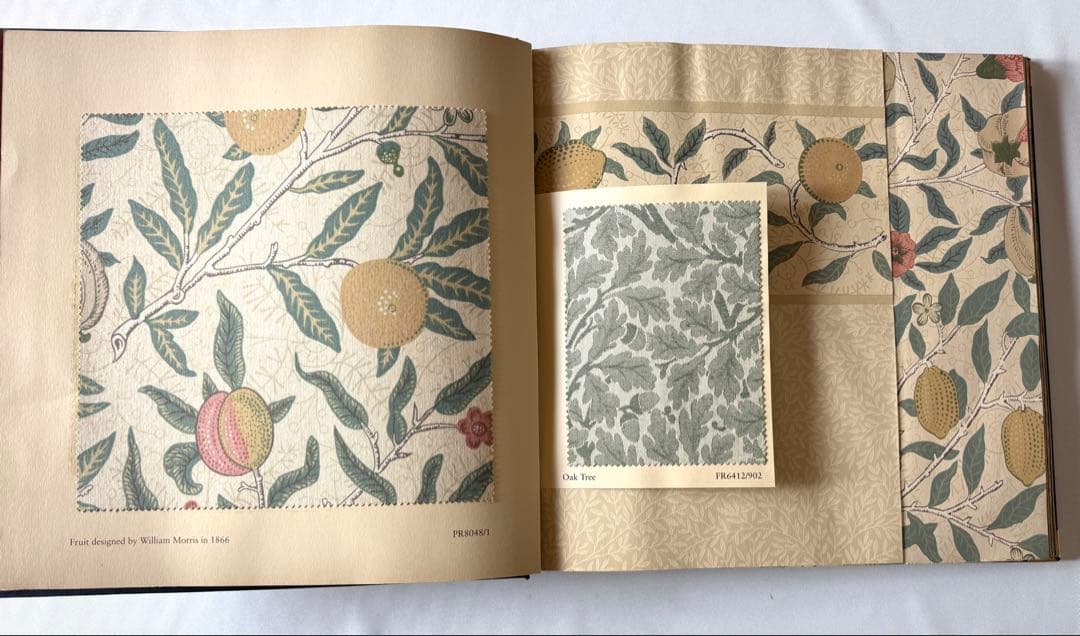 命が息づくモリスデザイン。眺めても飾っても美しい大型ビンテージカタログ。