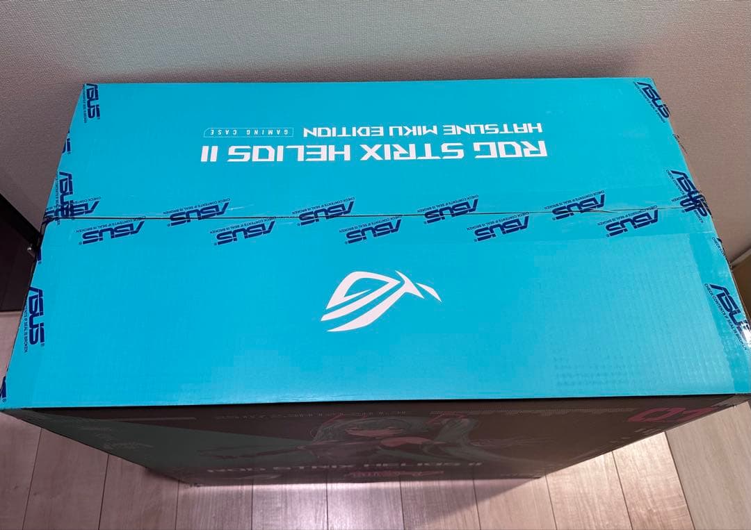 香港ROG Strix Helios II 初音ミクエディション