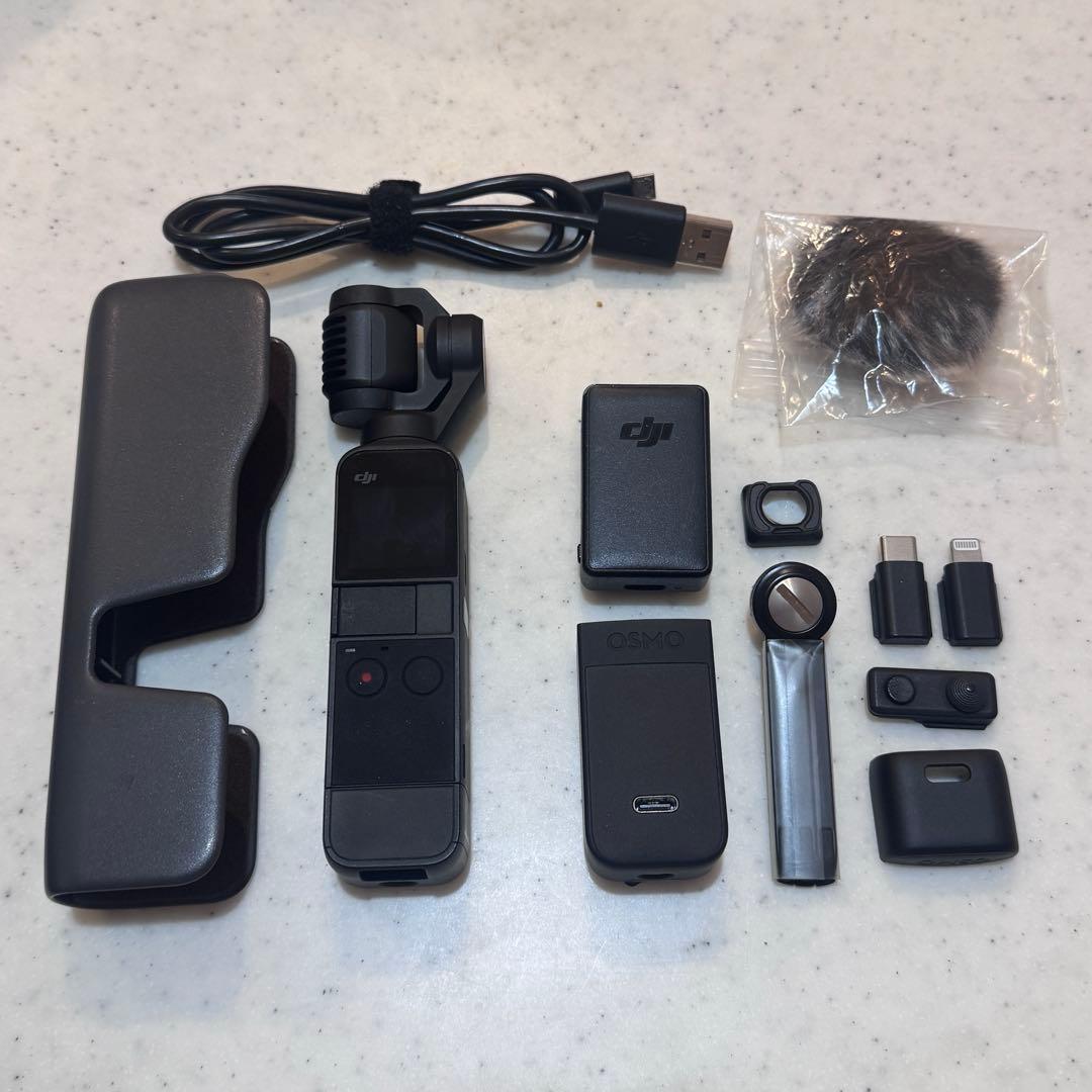 【美品】DJI Pocket2 Creator Combo3軸スタビライザー搭載