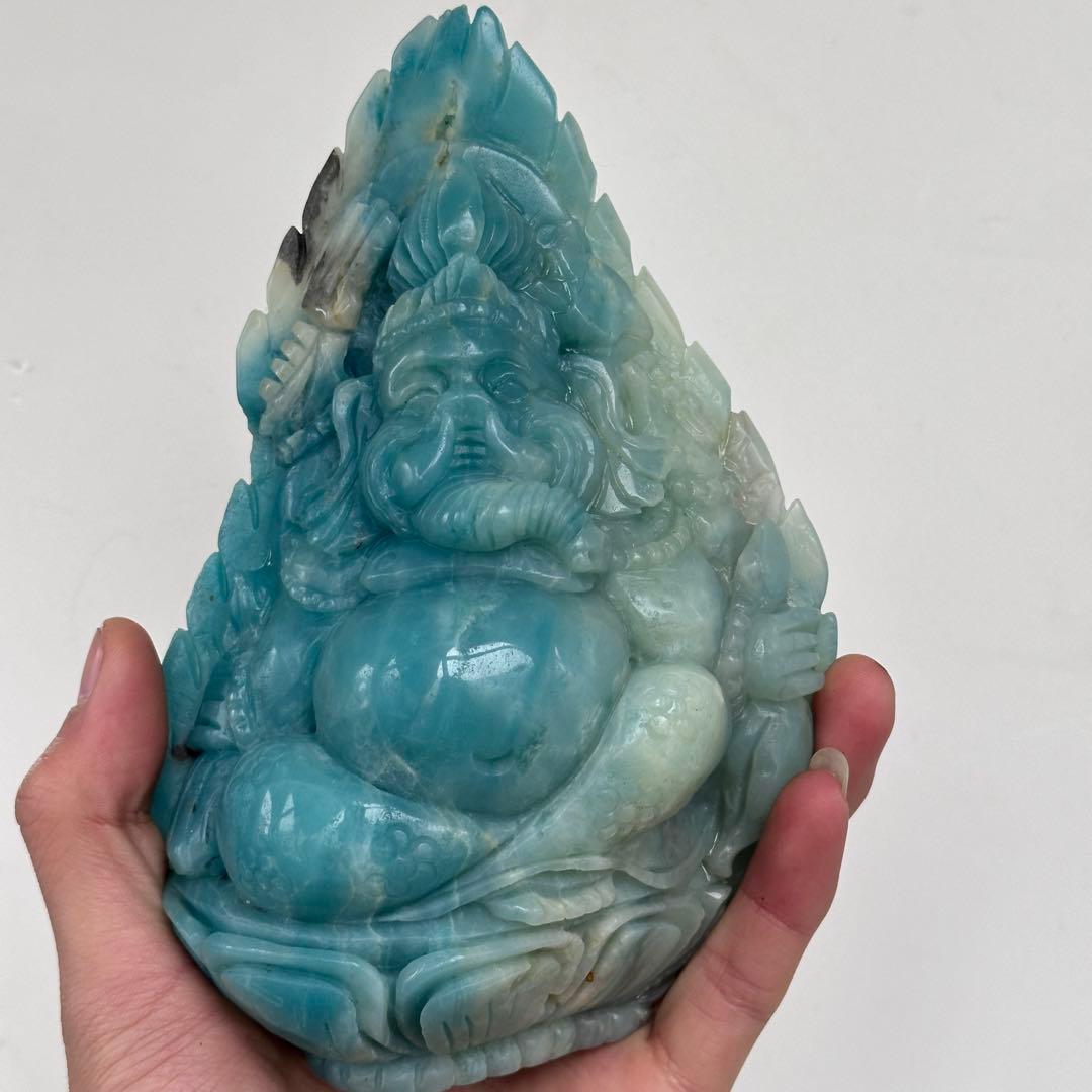 天然石ピスタチオカルサイトのガネーシャ　ご購入前に在庫確認必要G.905