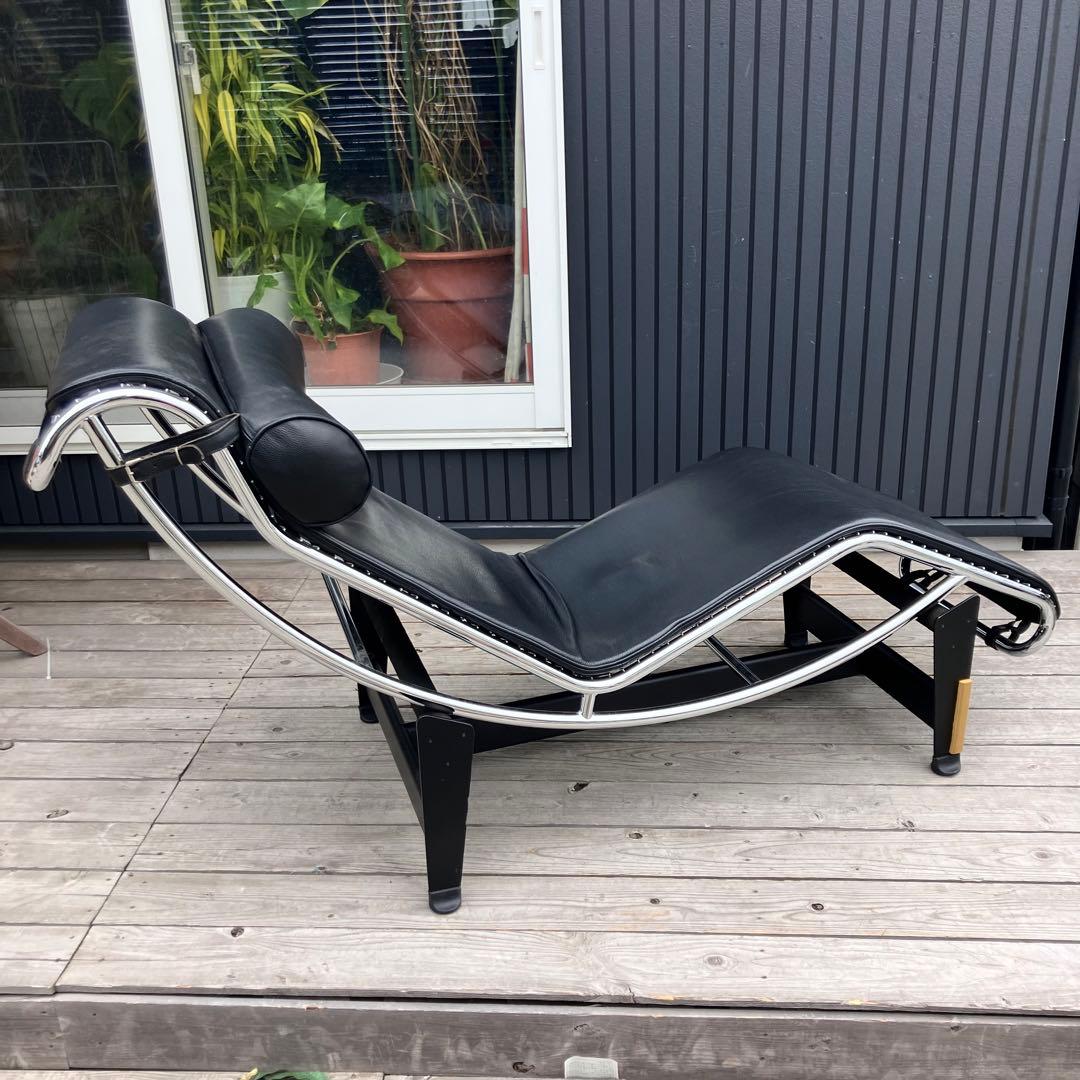 ル・コルビュジエ シェーズロング 本革 LC4 リクライニングソファ ベッド