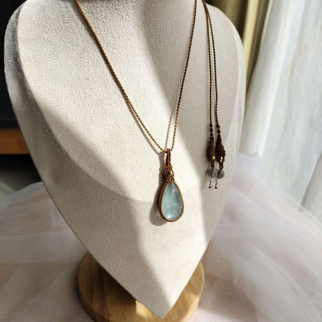 アクアマリン　マクラメ編みネックレス