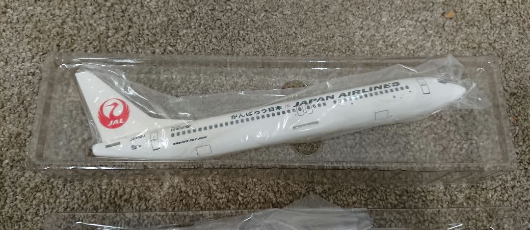 未組立 JAL JA303J ボーイング737-800 飛行機 模型