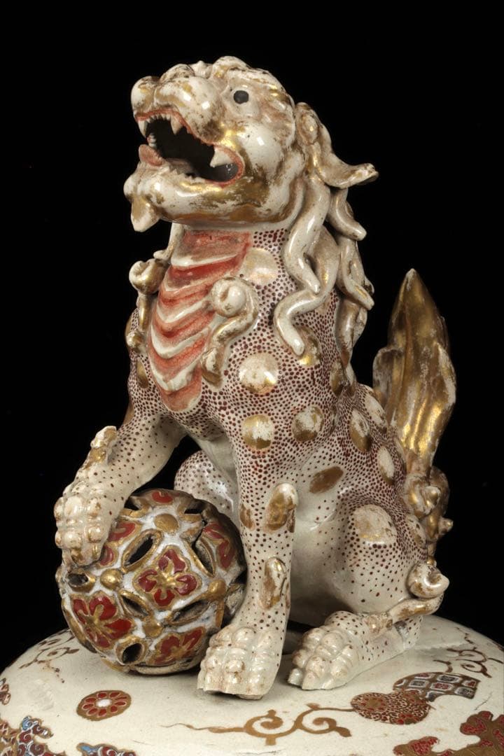 極上薩摩焼　薩摩　壺　古美術品獅子 香炉 飾壺 陶器 骨董 古美術 アート 花瓶