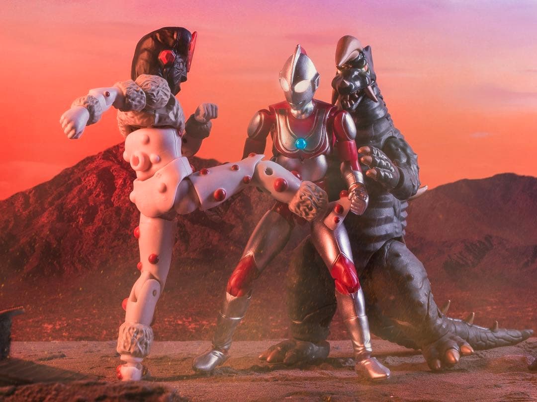 【未開封発送⭐︎】 超動α ウルトラマンジャックふ＋ブラックキング ＋ナックル星人