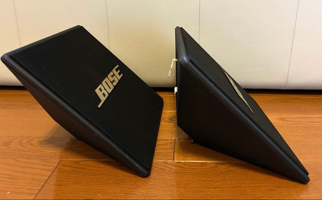 BOSE corporation 111PYB スピーカー 傾斜デザイン 黒