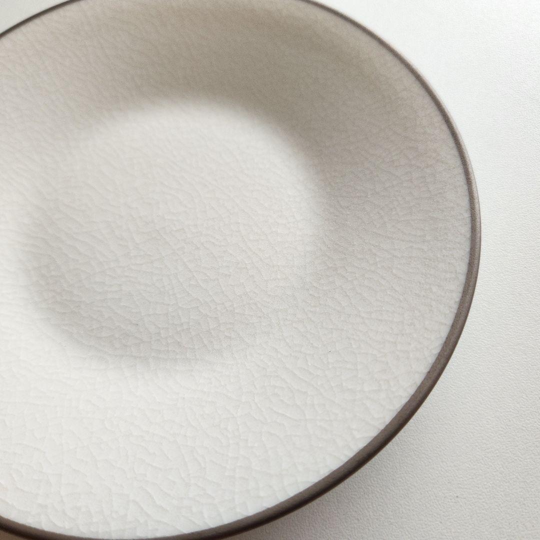 Jaune de Chrome ジョーヌドクローム　リモージュ　フランス　白