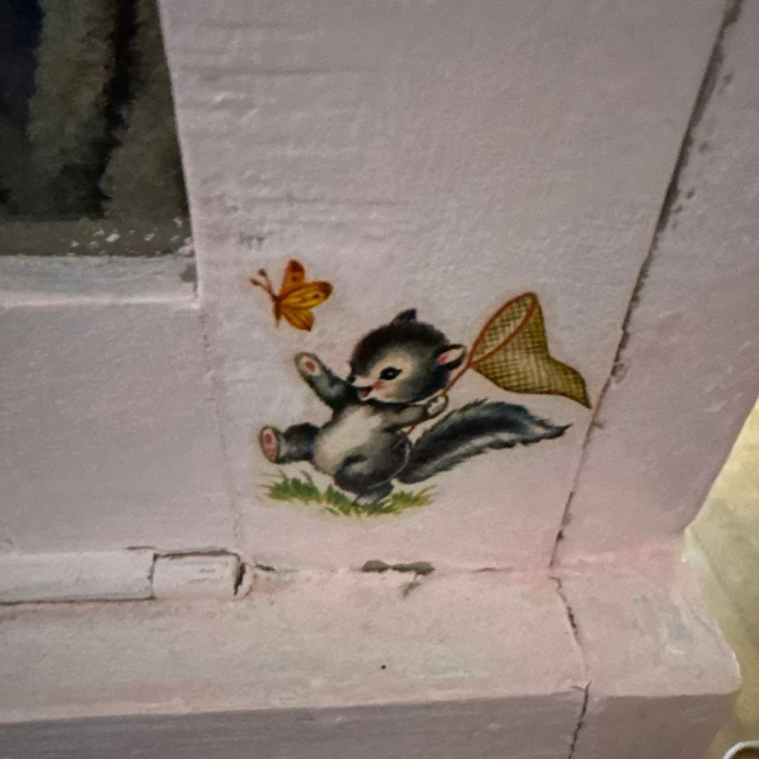 ビンテージ レトロアニマルデカール キャビネット