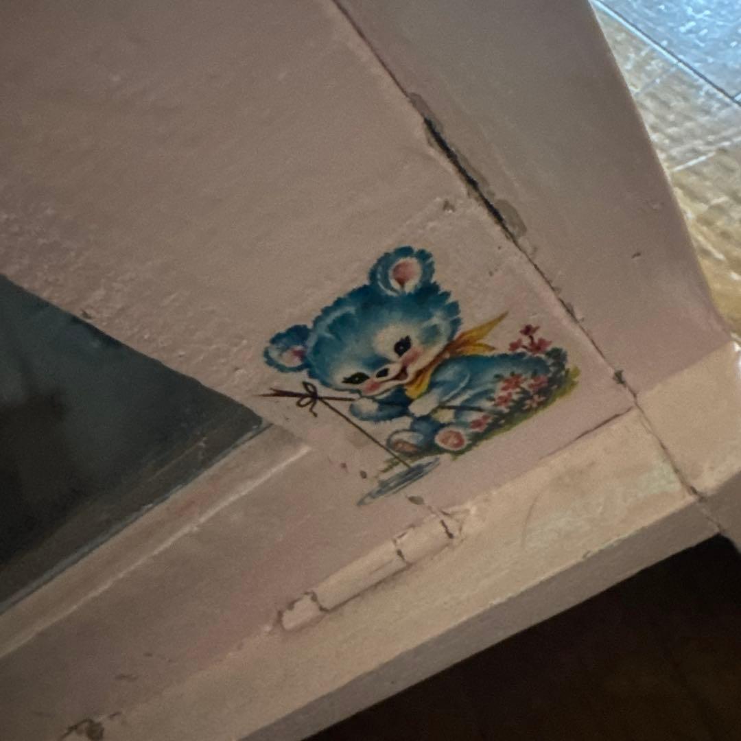 ビンテージ レトロアニマルデカール キャビネット