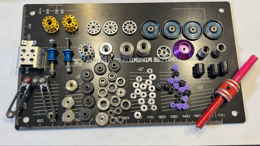 ア*ン様 ミニ四駆 車体MSフレキ 電池落とし パーツ 治具 複数