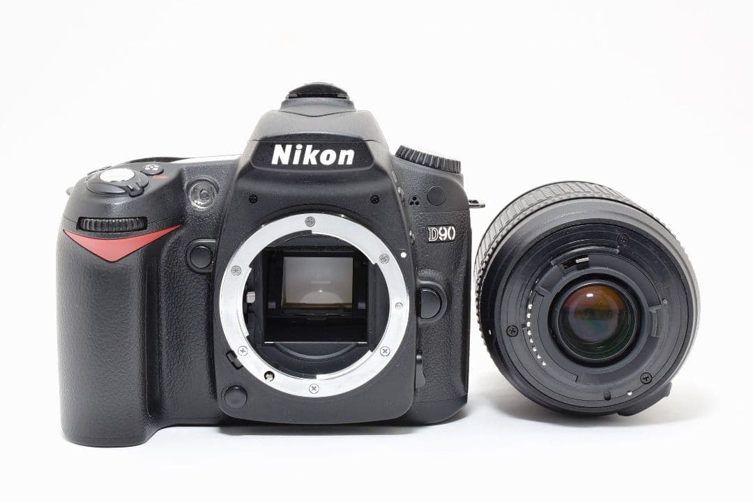 レンズ替え不要♪高倍率ズームレンズセット✨ニコン D90✨ショット数少 一眼レフ