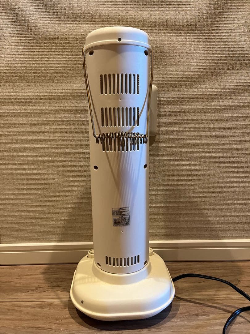 BRUNO カーボンヒーター 白　遠赤外線